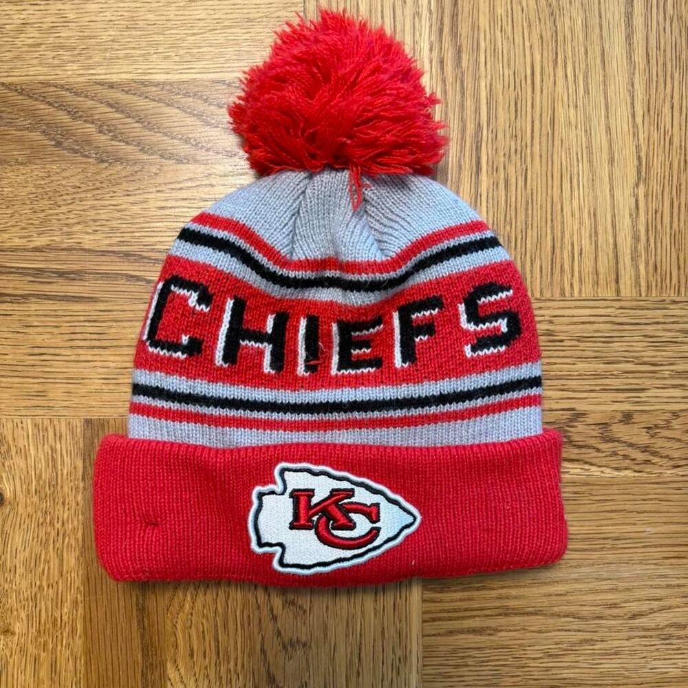 Kansas City Chiefs New Era Pom Beanie Red Gray NFL One Size